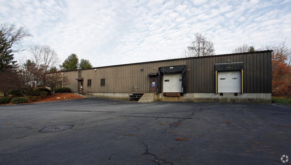 More Photos Of 314-320 Elm St, Marlborough Warehouse For Sale