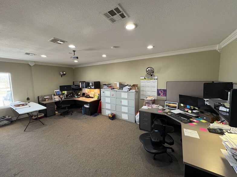 More Photos Of 10912 S 264th Ave E, Coweta Warehouse For Sale