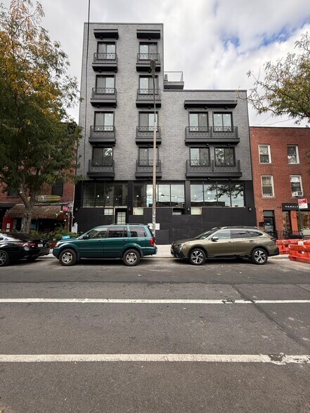 More Photos Of 141 N 6th St, Brooklyn Apartments For Lease