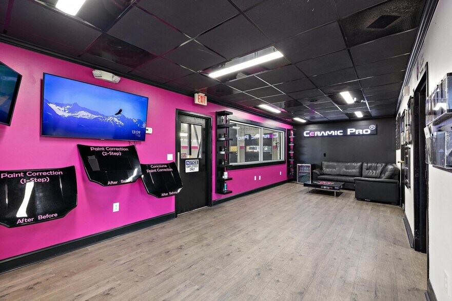 More Photos Of 270 Us Highway 321 NW, Hickory Auto Repair For Sale