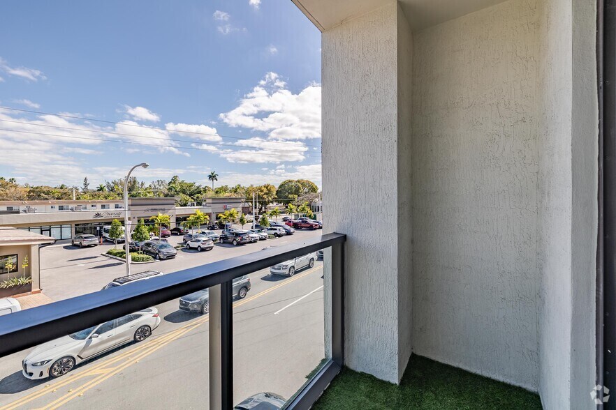 More Photos Of 1 Curtiss Pky, Miami Springs Apartments For Sale
