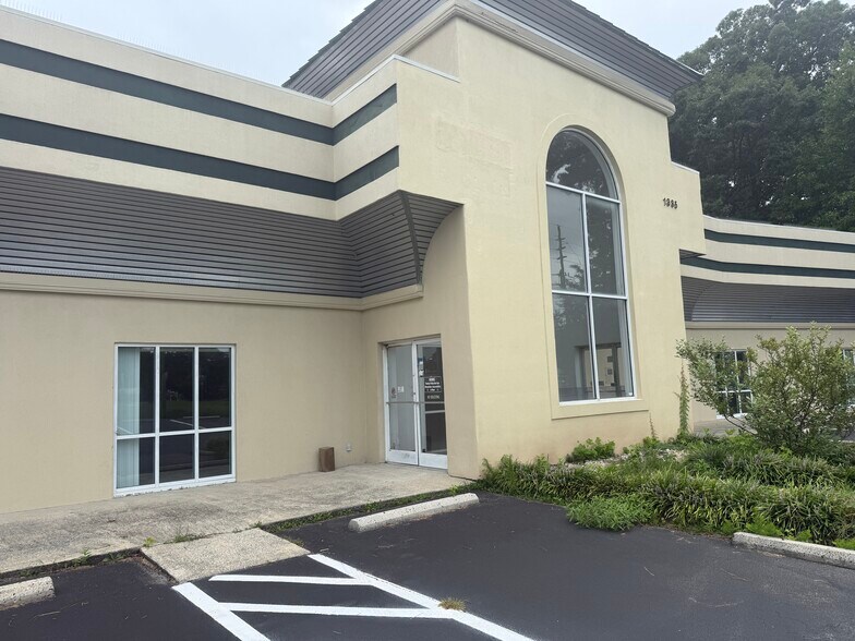 More Photos Of 1385 John Small Ave, Washington Medical For Lease