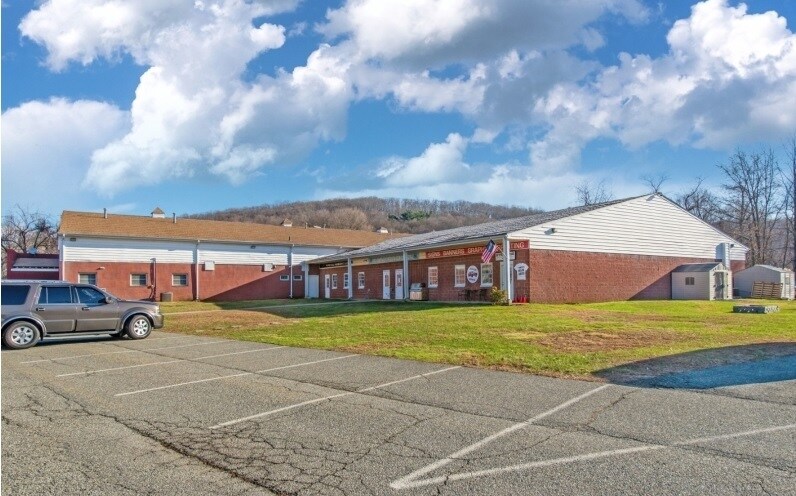 More Photos Of 1572 Sussex Tpke, Randolph Industrial For Lease