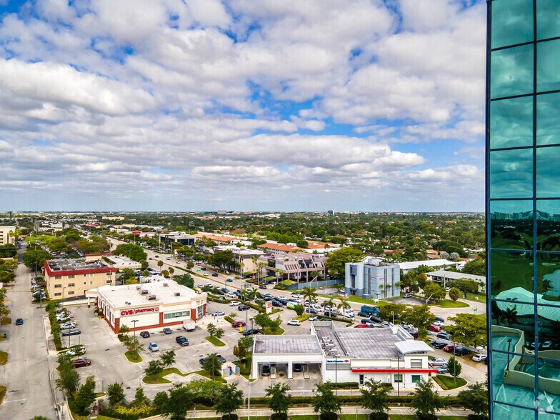 More Photos Of 2151 E Commercial Blvd, Fort Lauderdale Medical For Lease