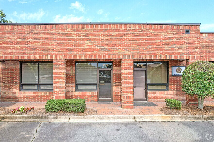 More Photos Of 228 Westinghouse Blvd, Charlotte Office For Lease