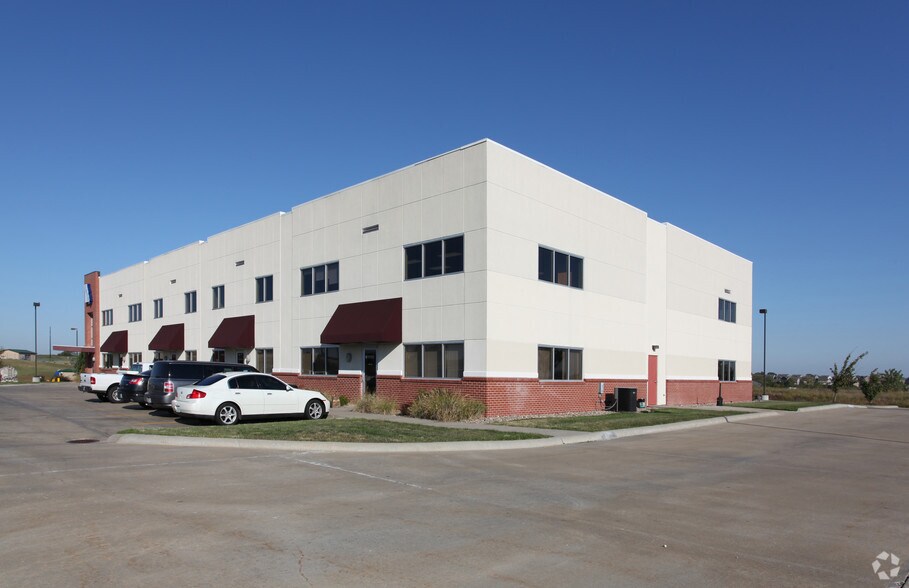 More Photos Of 455 S Sam Barr Dr, Kearney Medical For Lease
