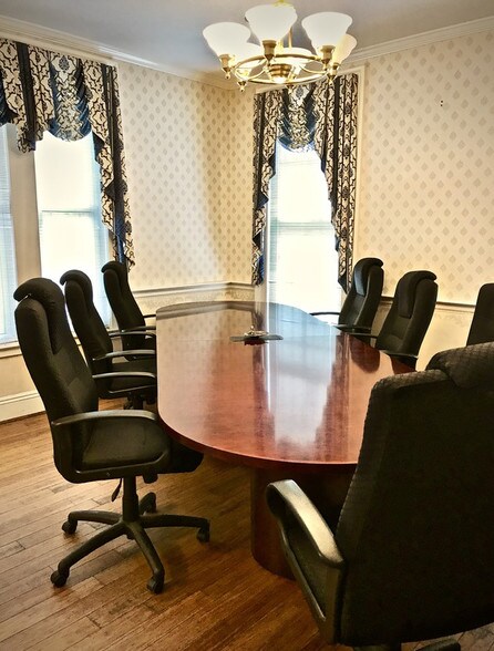 More Photos Of 40 Russ St, Hartford Unknown For Lease