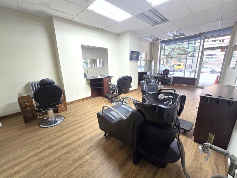 More Photos Of 32-20 34th Ave, Astoria Apartments For Lease