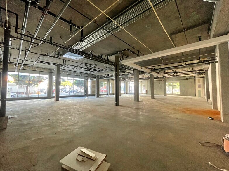 More Photos Of 424 W Pico Blvd, Los Angeles Apartments For Lease