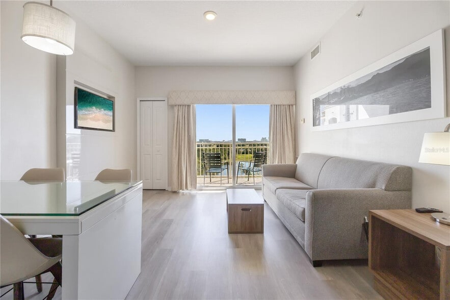 More Photos Of 7383 Universal Blvd, Orlando Hospitality For Sale