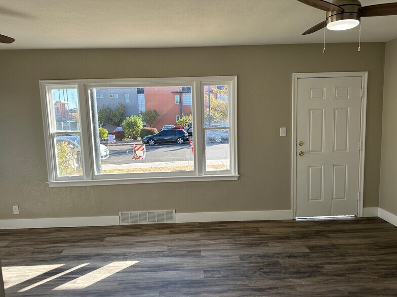 More Photos Of 131 E Pueblo St, Reno Office For Sale