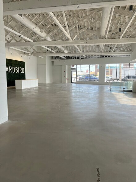 More Photos Of 120-140 Glen Cove Rd, Carle Place Freestanding For Lease