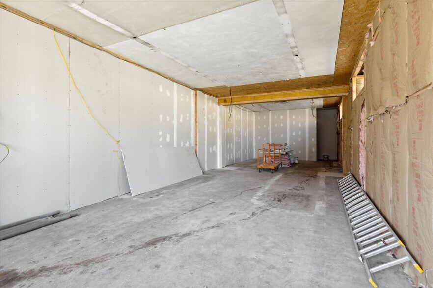 More Photos Of 1431-1435 E Vernon Rd, Philadelphia Restaurant For Lease