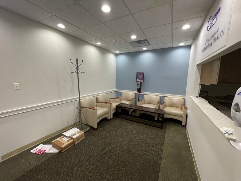 More Photos Of 101 Broadway, Brooklyn Office For Lease