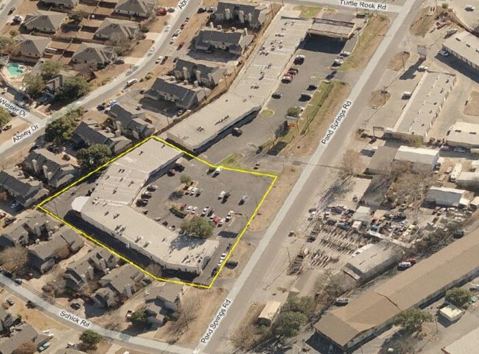 More Photos Of 13233 Pond Springs Rd, Austin Freestanding For Sale