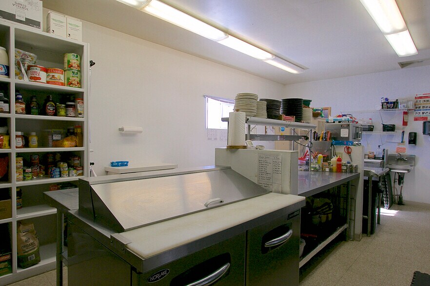 More Photos Of 31886 County Road 3, Eagle Bend Showroom For Sale