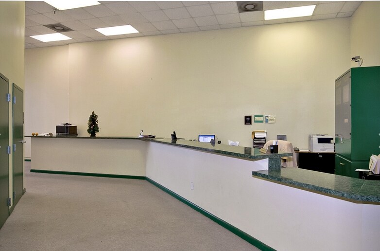 More Photos Of 6001 Woodland Hwy, New Orleans Self Storage For Lease
