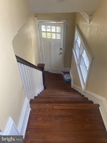 More Photos Of 841 Edge Hill Rd, Glenside Apartments For Sale