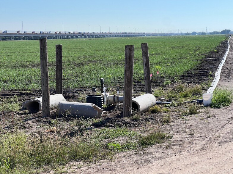 More Photos Of 271.62 Acs on West side of Pharr Intl. Bridge, Pharr Land For Sale