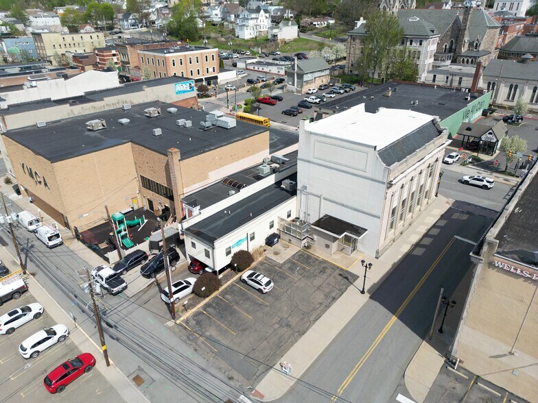 More Photos Of 2 N Main St, Pittston Office For Sale