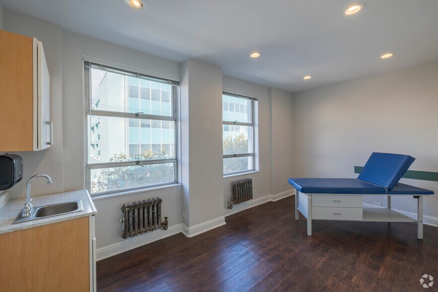 More Photos Of 411 30th St, Oakland Medical For Lease