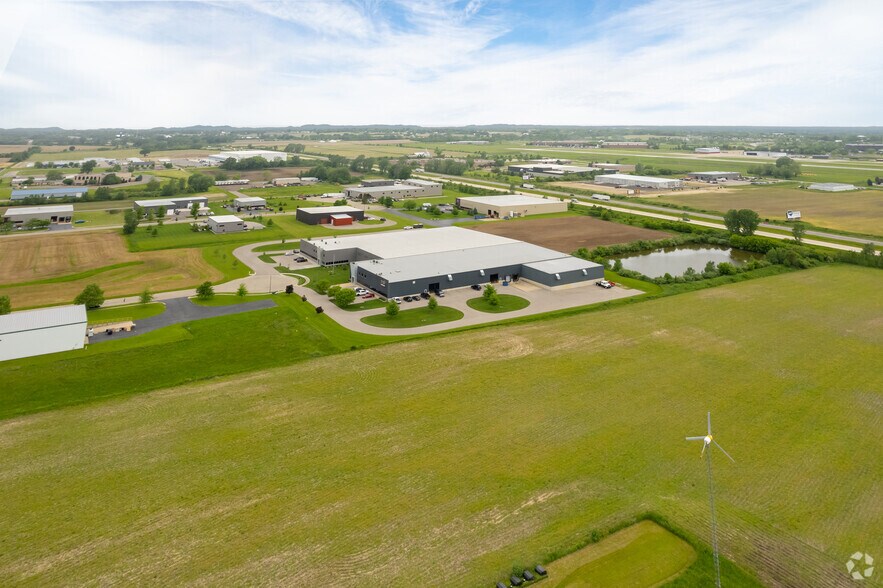 More Photos Of 1904 Lamar Ct, Holland Warehouse For Lease