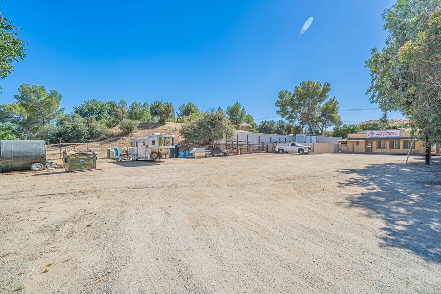 More Photos Of 33604 Agua Dulce Canyon Rd, Agua Dulce Freestanding For Sale