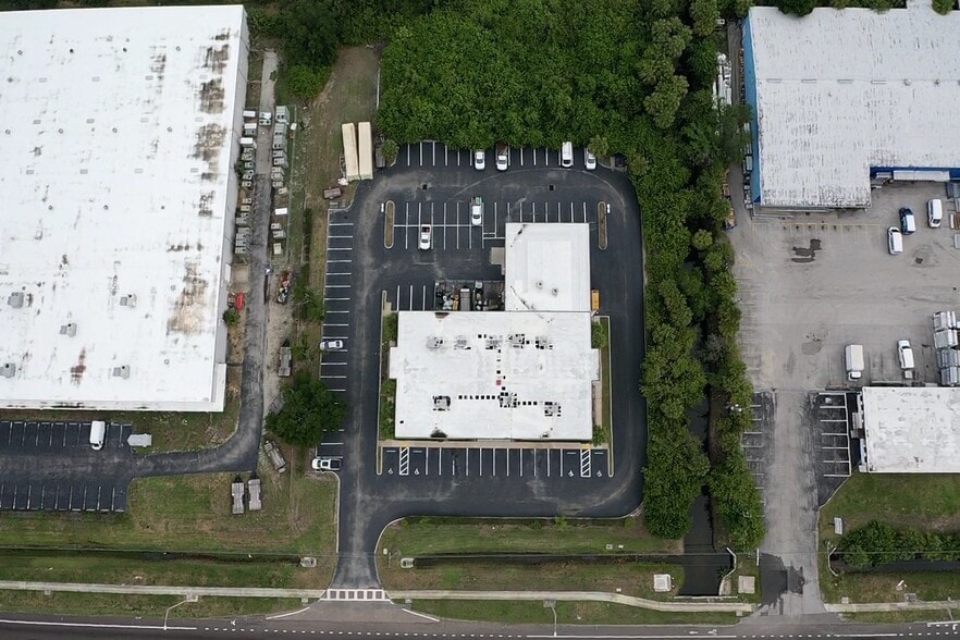 More Photos Of 4750 E Adamo Dr, Tampa Office For Sale