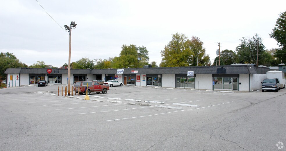 Primary Photo Of 216-326 Sonderen St, O'Fallon Office For Lease