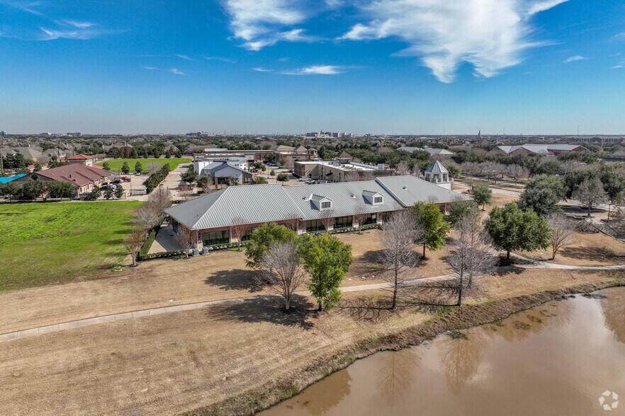 More Photos Of 7215 New Territory Blvd, Sugar Land Office For Lease