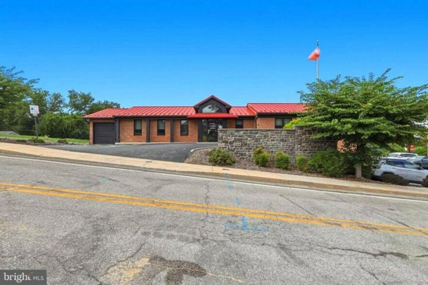 Primary Photo Of 23 S Colonial Dr, Hagerstown Office For Sale