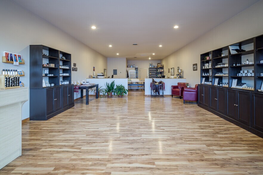 More Photos Of 45 E Center St, Moab Storefront For Sale