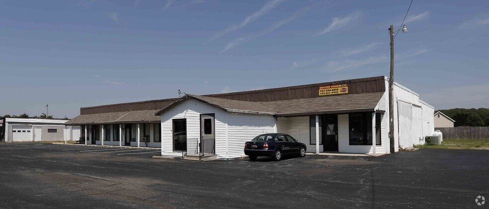 More Photos Of 9989 S Dupont Hwy, Felton Freestanding For Sale