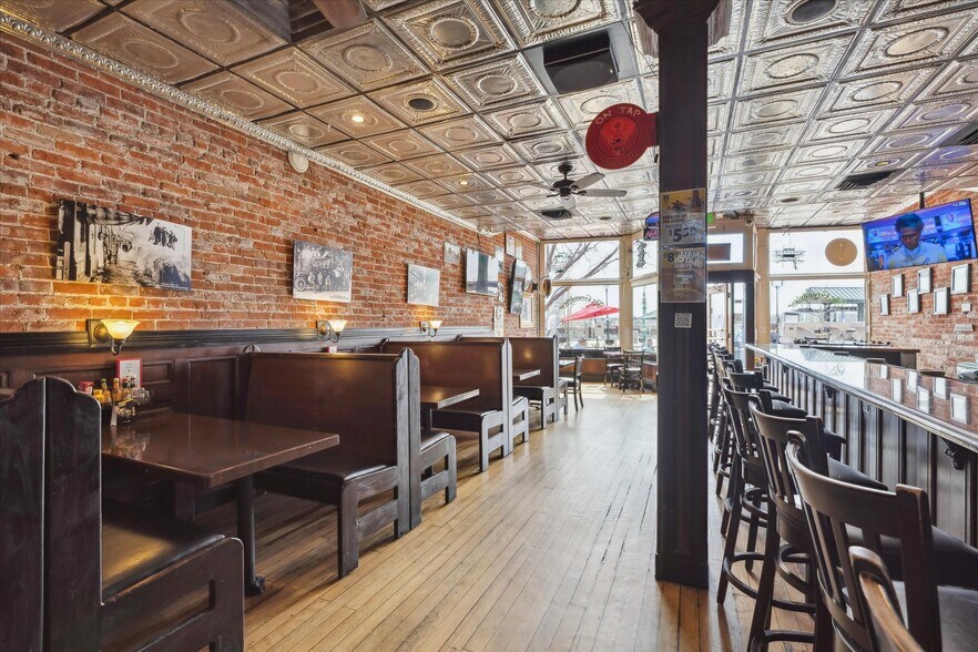 More Photos Of 5630 Webster St, Arvada Storefront For Sale