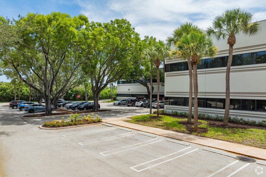 More Photos Of 1615 S Congress Ave, Delray Beach Office For Lease