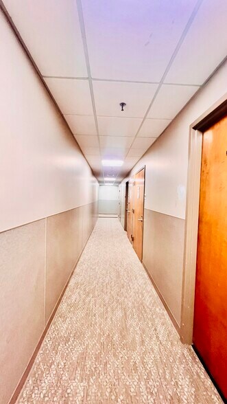 More Photos Of 561 Cranbury Rd, East Brunswick Medical For Sale