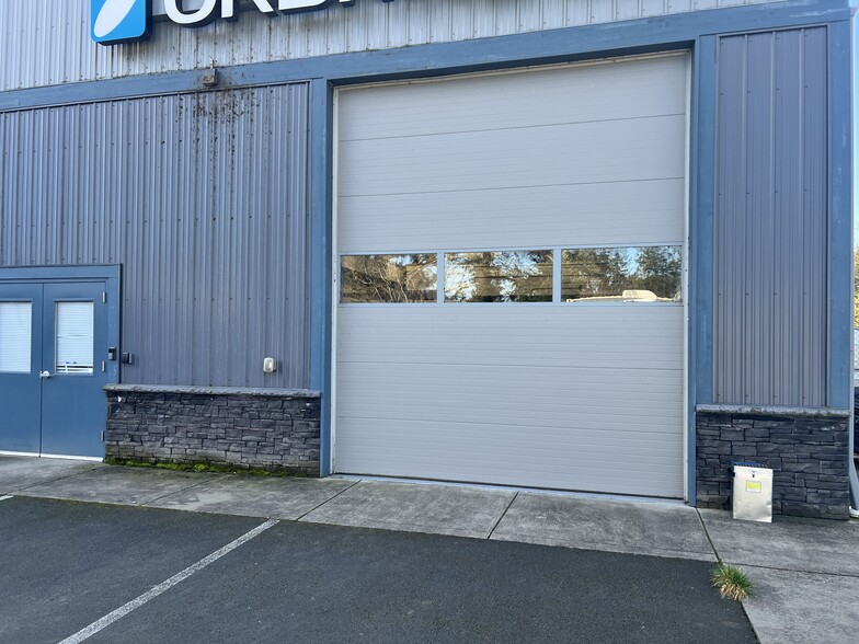 More Photos Of 210 Wasco Loop, Hood River Industrial For Lease