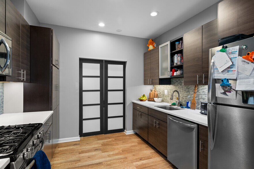 More Photos Of 1537 Hertel Ave, Buffalo Flex For Sale