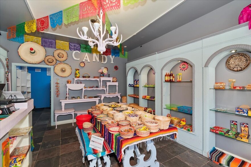 More Photos Of 40716 Village Dr, Big Bear Lake Freestanding For Sale