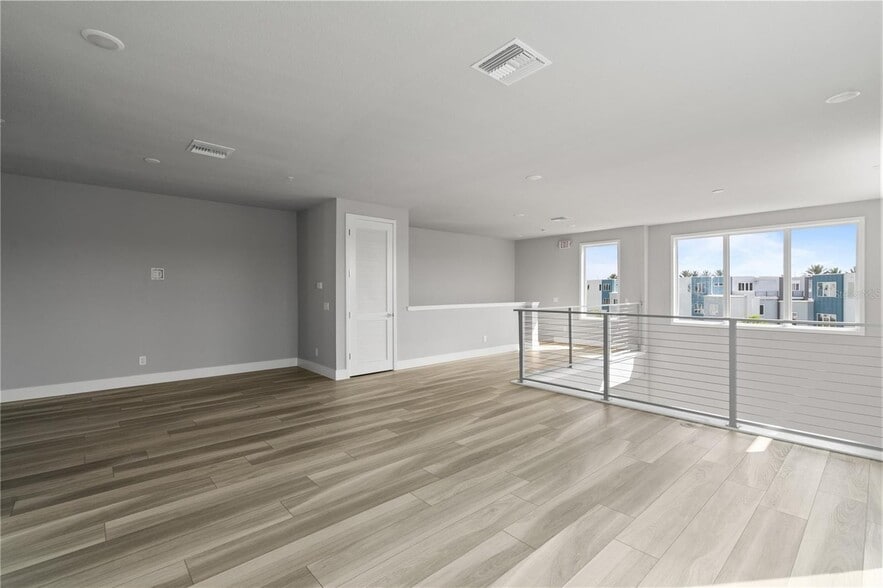 More Photos Of 7760 Sandy Ridge Dr, Reunion Apartments For Sale