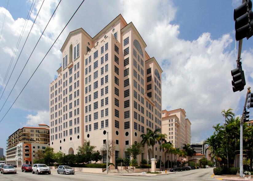 More Photos Of 2 Alhambra Plz, Coral Gables Office Residential For Lease