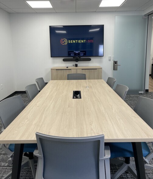 More Photos Of 1000 Northbrook Dr, Trevose Office For Sale