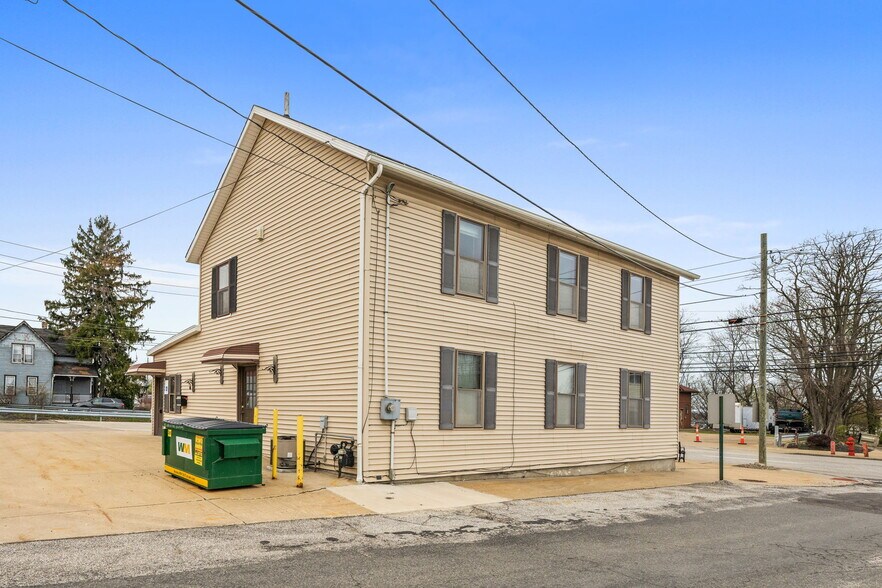 More Photos Of 28916 Euclid Ave, Wickliffe Office For Sale