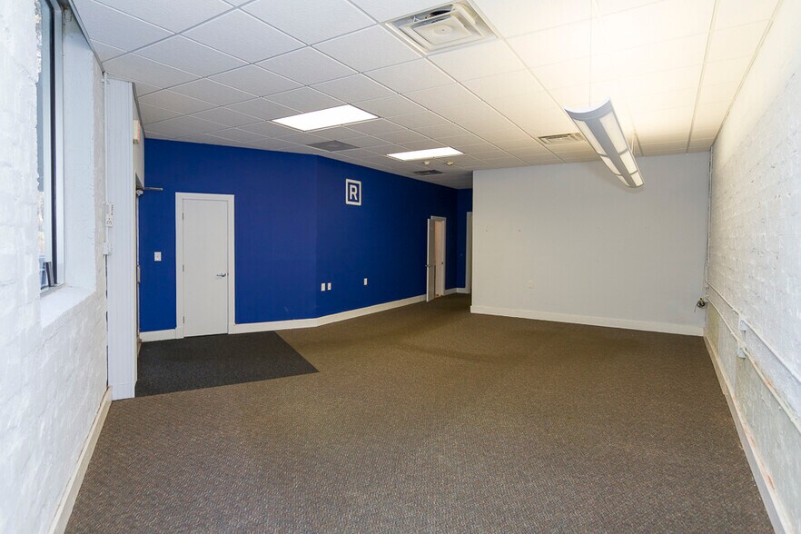 More Photos Of 2718 Piedmont Rd NE, Atlanta Office For Lease