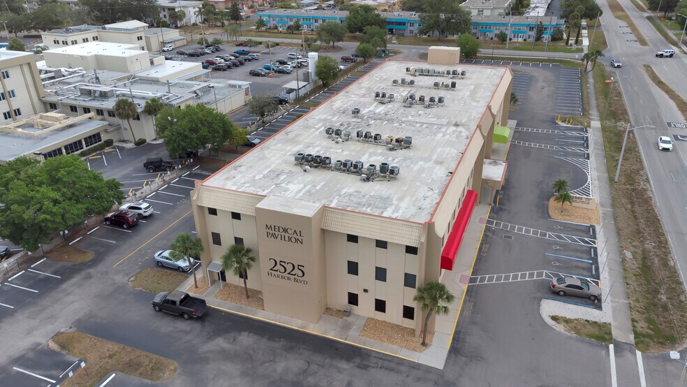 More Photos Of 2525 Harbor Blvd, Port Charlotte Medical For Lease