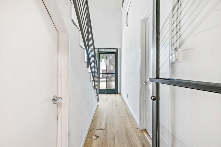 More Photos Of 1767 Standard Ave, Glendale Office For Lease