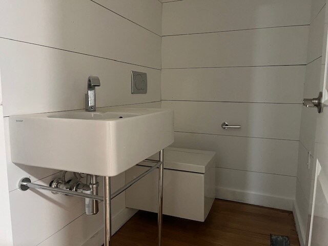 More Photos Of 208 St Marys St, Raleigh Office Residential For Sale