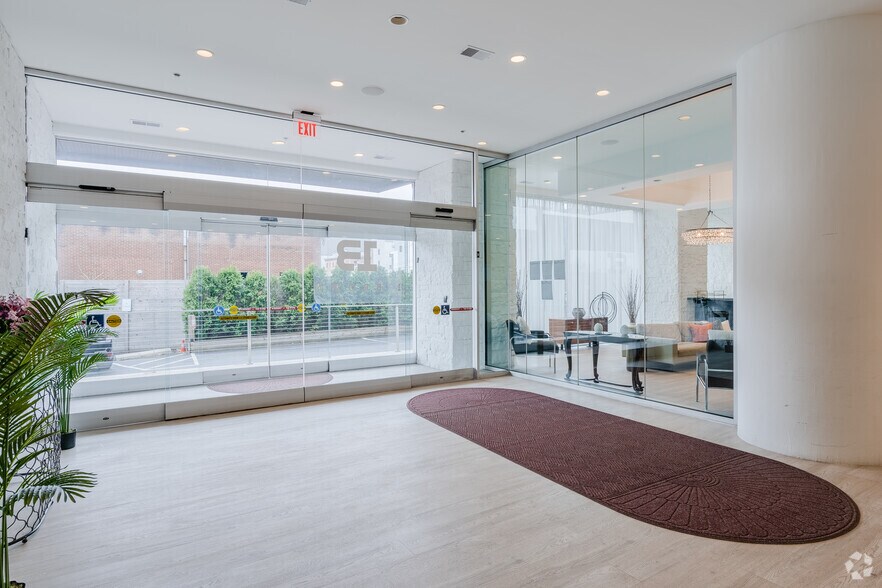 More Photos Of 1 Brown St, Philadelphia Apartments For Lease