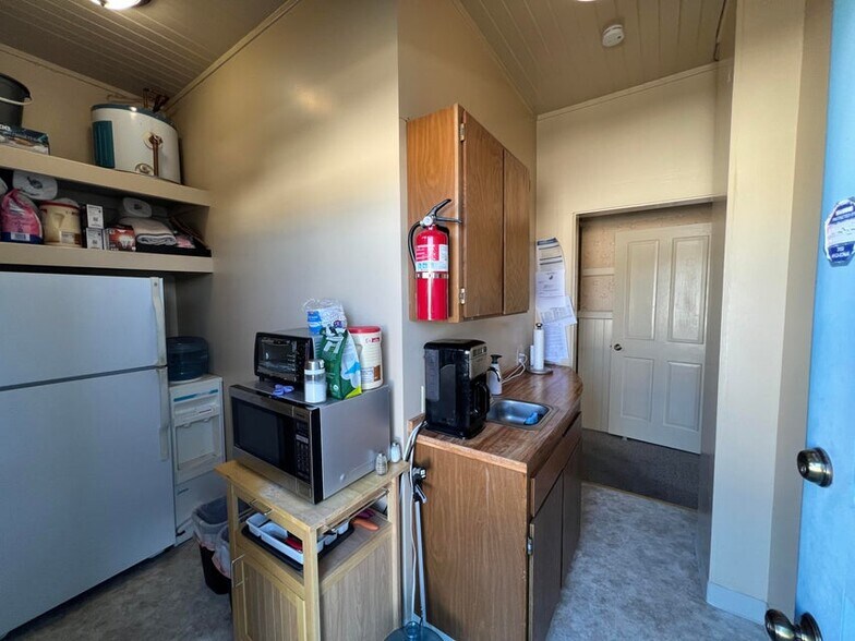 More Photos Of 326 I St, Eureka Office For Lease