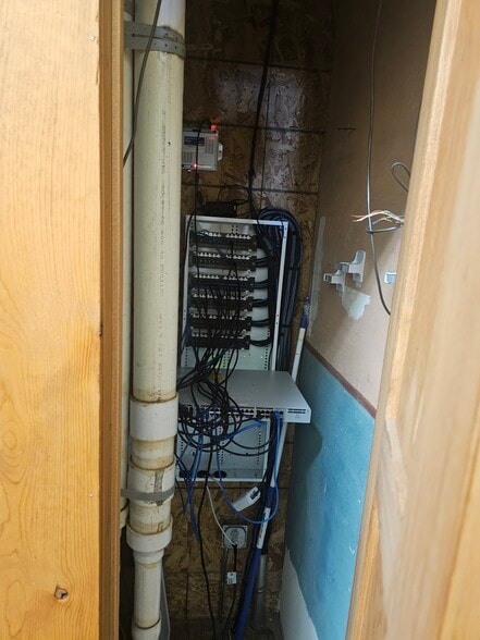 More Photos Of 2 S Main St, Coalville Loft Creative Space For Lease